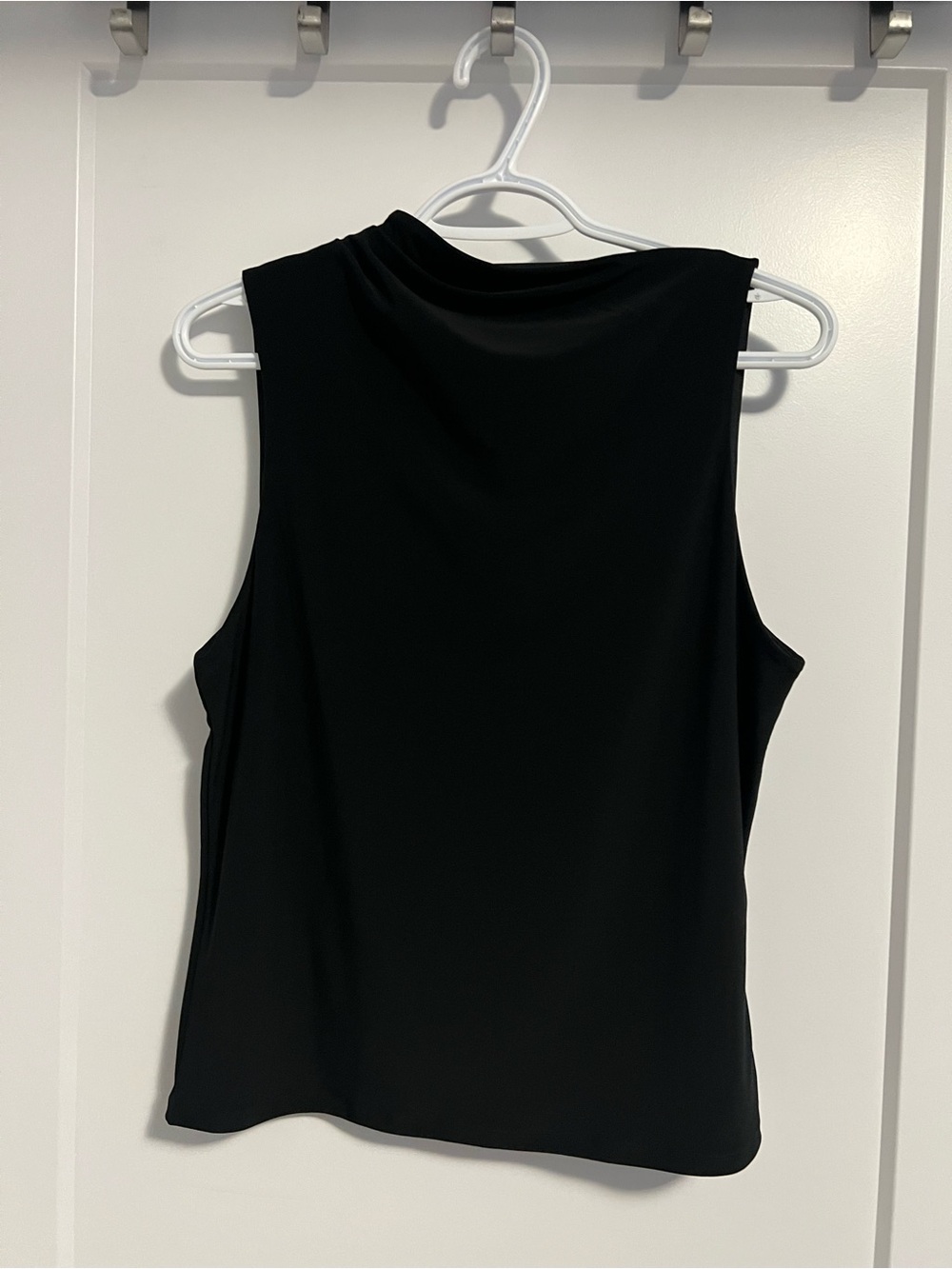 BABATON Fitted Asymmetrical Top